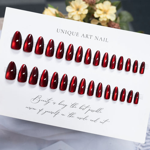 Glänzendes Stiletto Press-On-Nägel Set