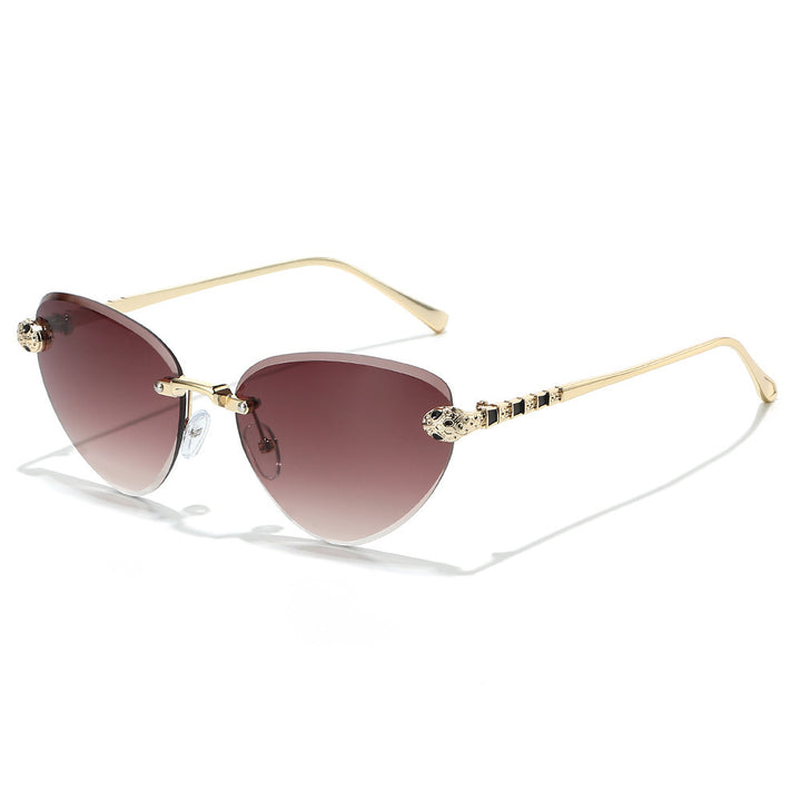 Designer Cat-Eye Sonnenbrille mit dekorativen Akzenten Karnz