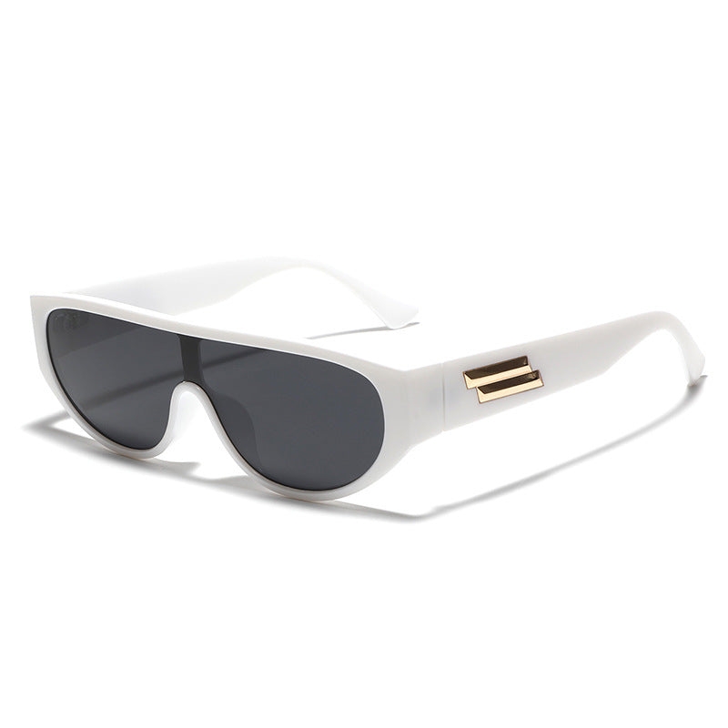 Damen sportliche Sonnenbrille mit maßgeschneidertem Rahmen Karnz