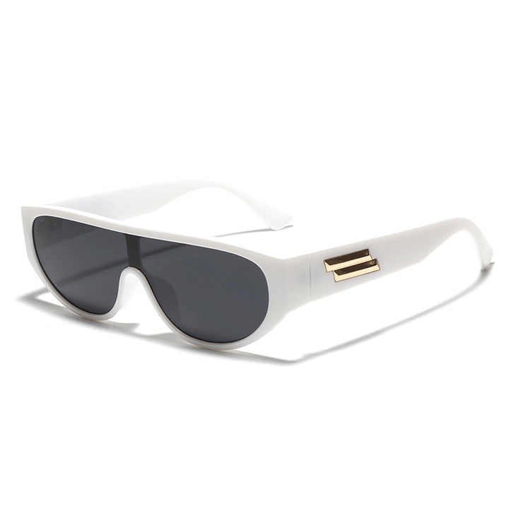 Damen sportliche Sonnenbrille mit maßgeschneidertem Rahmen Karnz