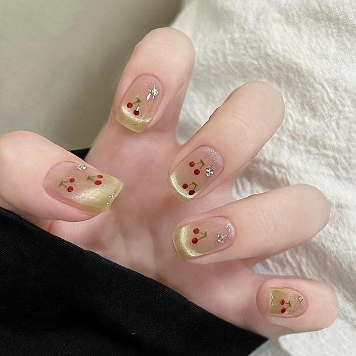 Künstliche Fingernägel mit Kirschmotiv Karnz