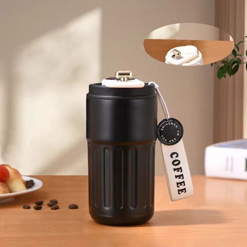 Unisex isolierter Kaffeebecher mit praktischem Deckel Karnz