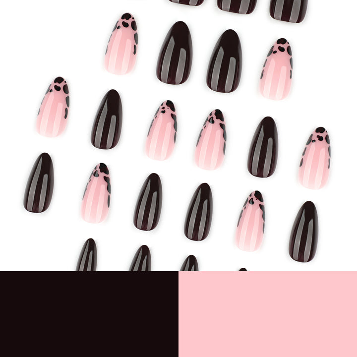 Kunstvolle Stiletto-Nägel mit elegantem Design und glänzendem Finish Karnz