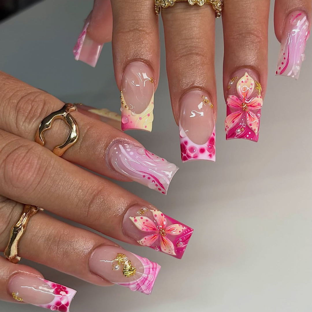 Blumiges Klebe-Press-On-Nagelset