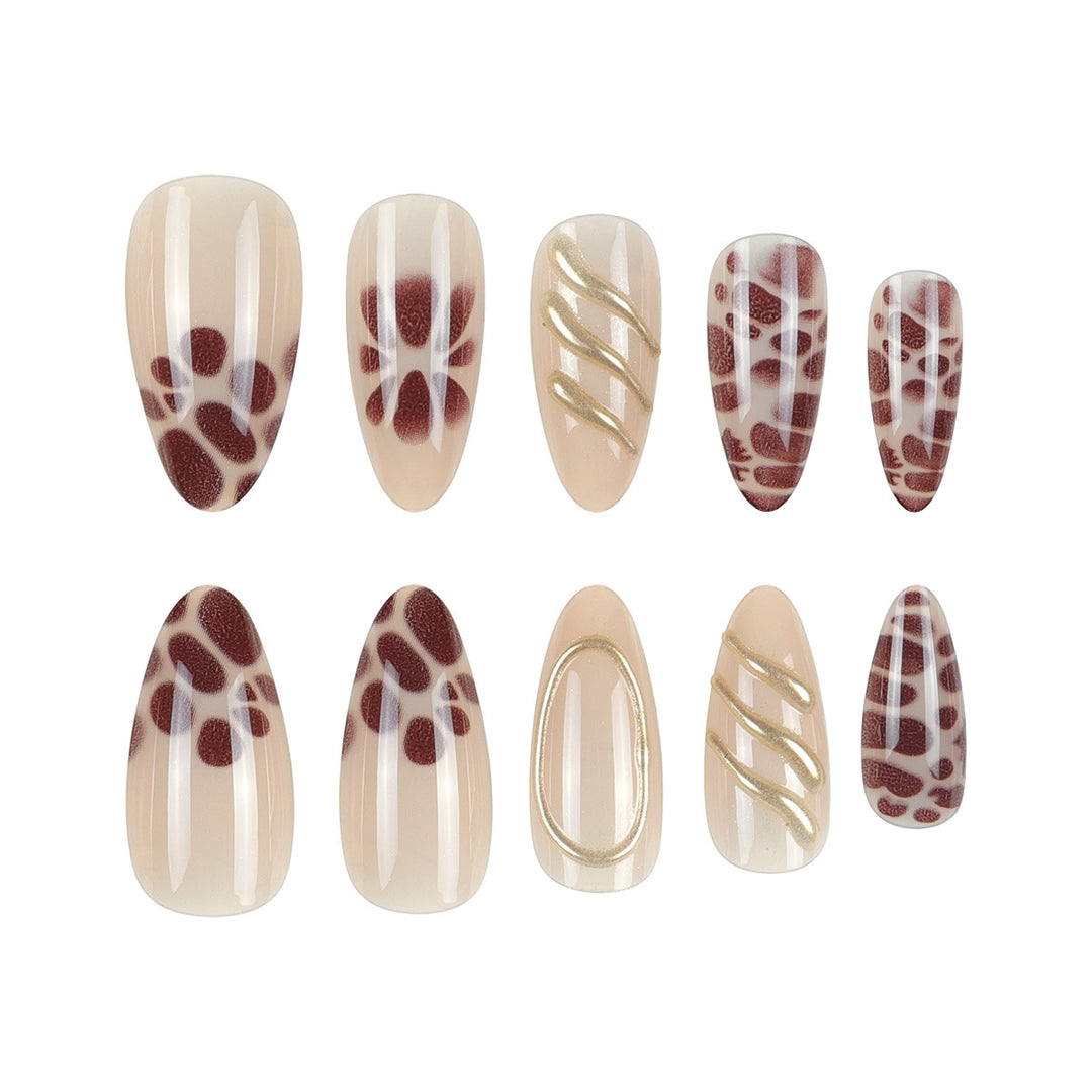 Künstlerisches Stiletto-Nageldesign Karnz