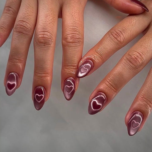 Künstlerisches Herzdesign Nagelaufkleber Karnz