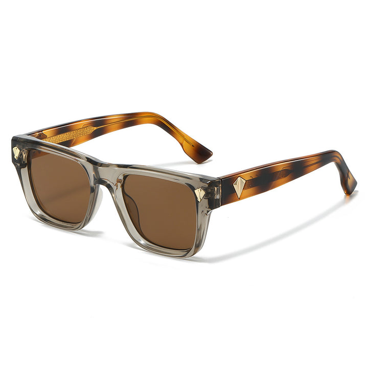 Fette winkelförmige Sonnenbrille Karnz