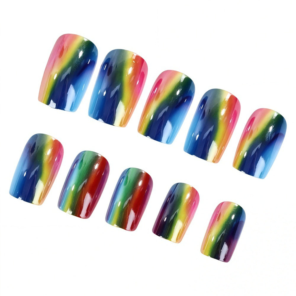 Bunte Kunstnägel im Regenbogen Design Karnz