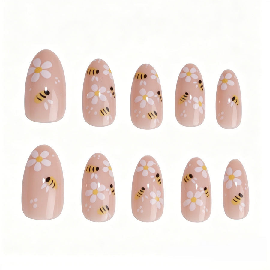 Kunstnagelset mit verspieltem Bienen- und Blumenmotiv Karnz
