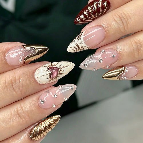 Glamouröse künstliche Fingernägel Karnz