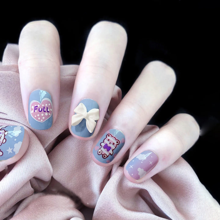 Kreative Nagelkunst mit Bogen- und Tiermotiven Karnz