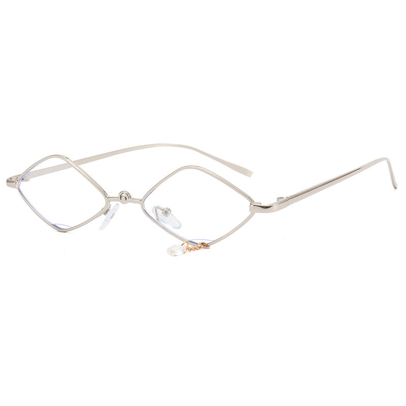 Damen modische Sonnenbrille mit facettiertem Rahmen Karnz