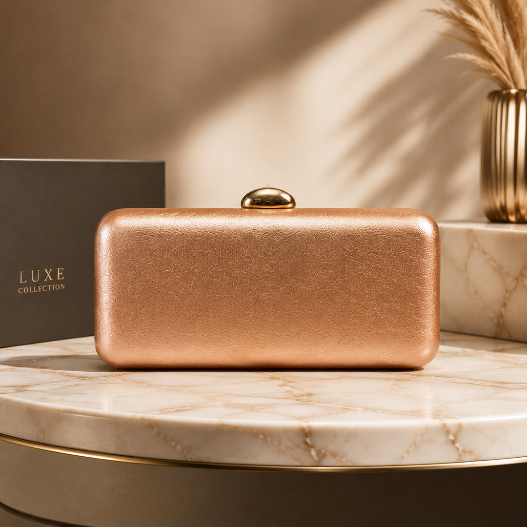 Elegante Strukturierte Clutch
