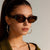 Damen geometrische Sonnenbrille im futuristischen Design Karnz
