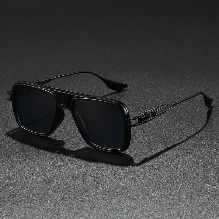 Damen Designer-Sonnenbrille mit luxuriösem Metallrahmen und trendigem Detail Karnz