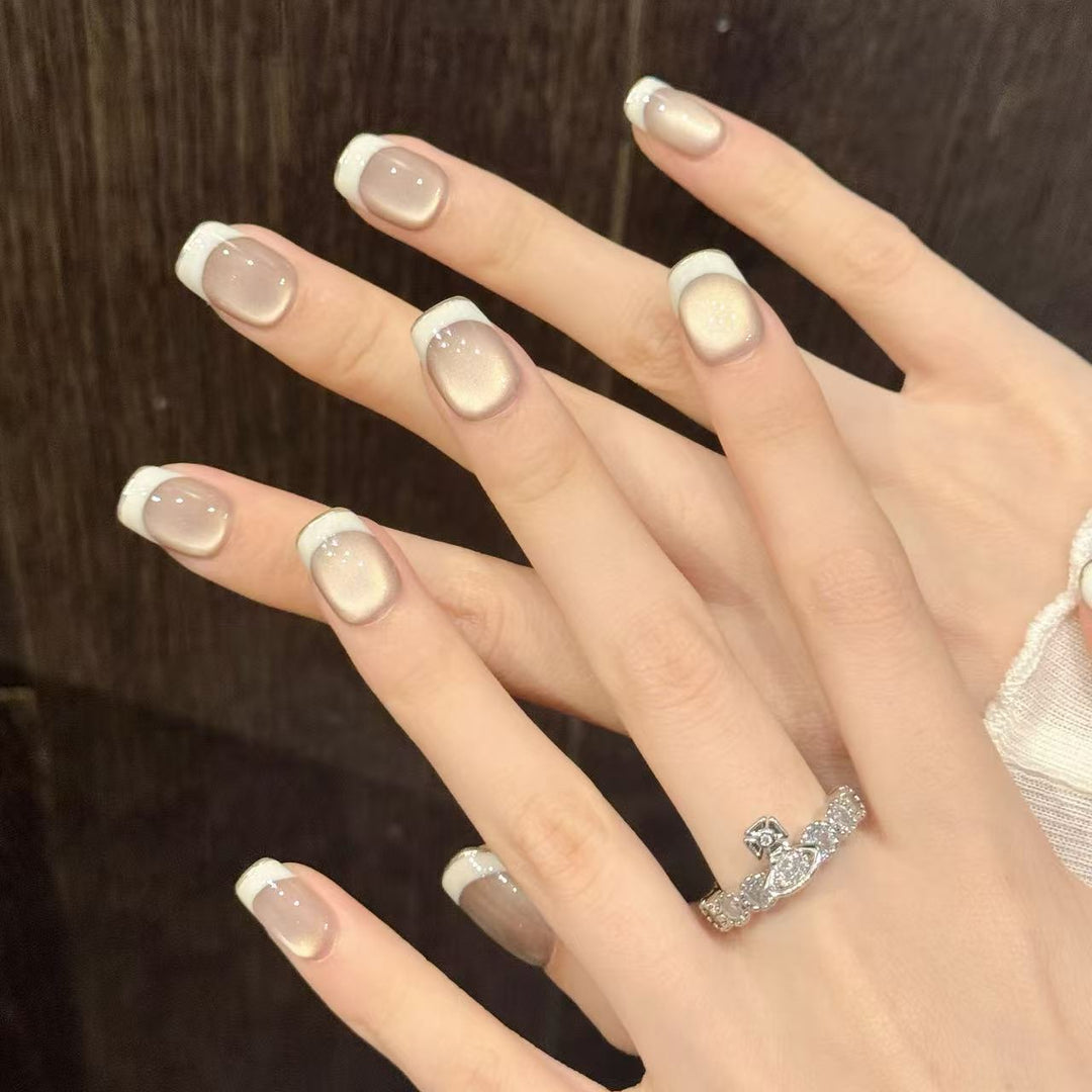 Elegantes Ombre Press-On Nagelkunst Set