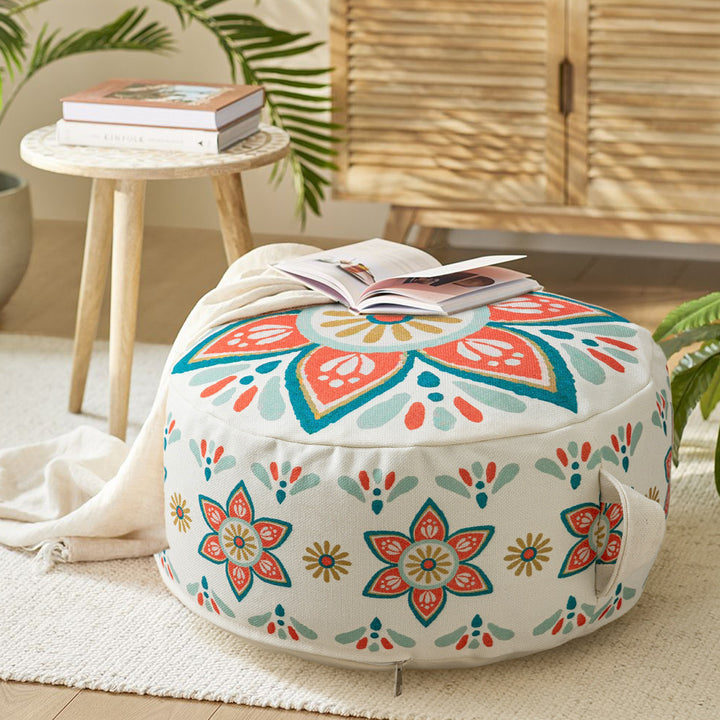 Rundes Sitzpouf mit gewebtem Baumwollbezug und ethnischem Mandala-Print Karnz
