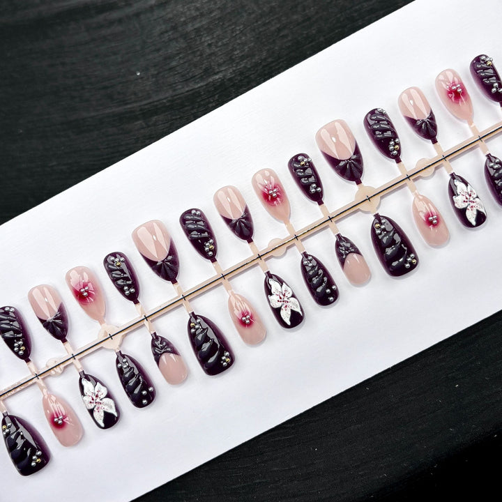 Elegantes Dekoratives Press-On Nagelkunstset 1790746208