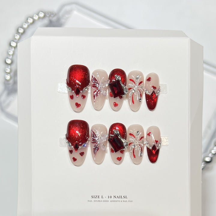 Premium Press-On Nail Art Set mit elegantem Herz- und Blattdesign Karnz