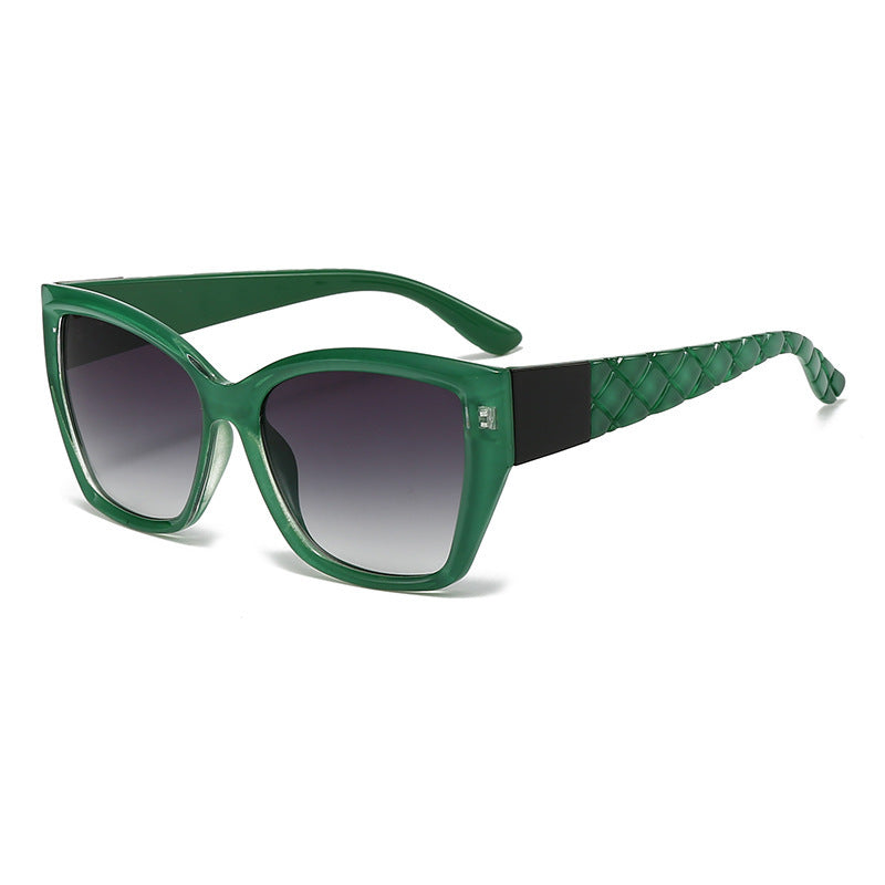 Damen Oversized Cat-Eye Sonnenbrille mit stylishen Akzenten Karnz