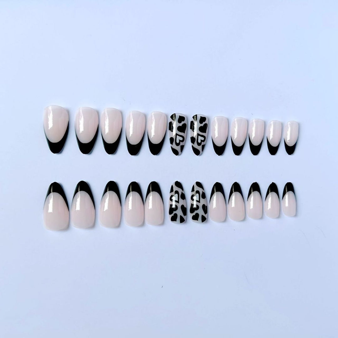 Elegantes Spitz-Französisches Tipps-Nagelkunst-Set