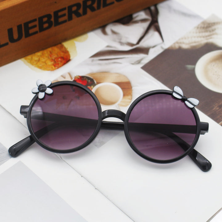 Damen Sonnenbrille mit verspielten Blumenakzenten Karnz