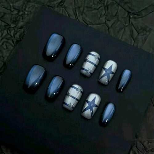 Elegantes Press-On Nagelkunst-Set mit sternförmigen Designs Karnz