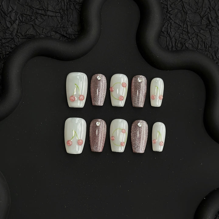 Blumen Press-On Nagel Set mit glitzernden Kirsch Akzenten