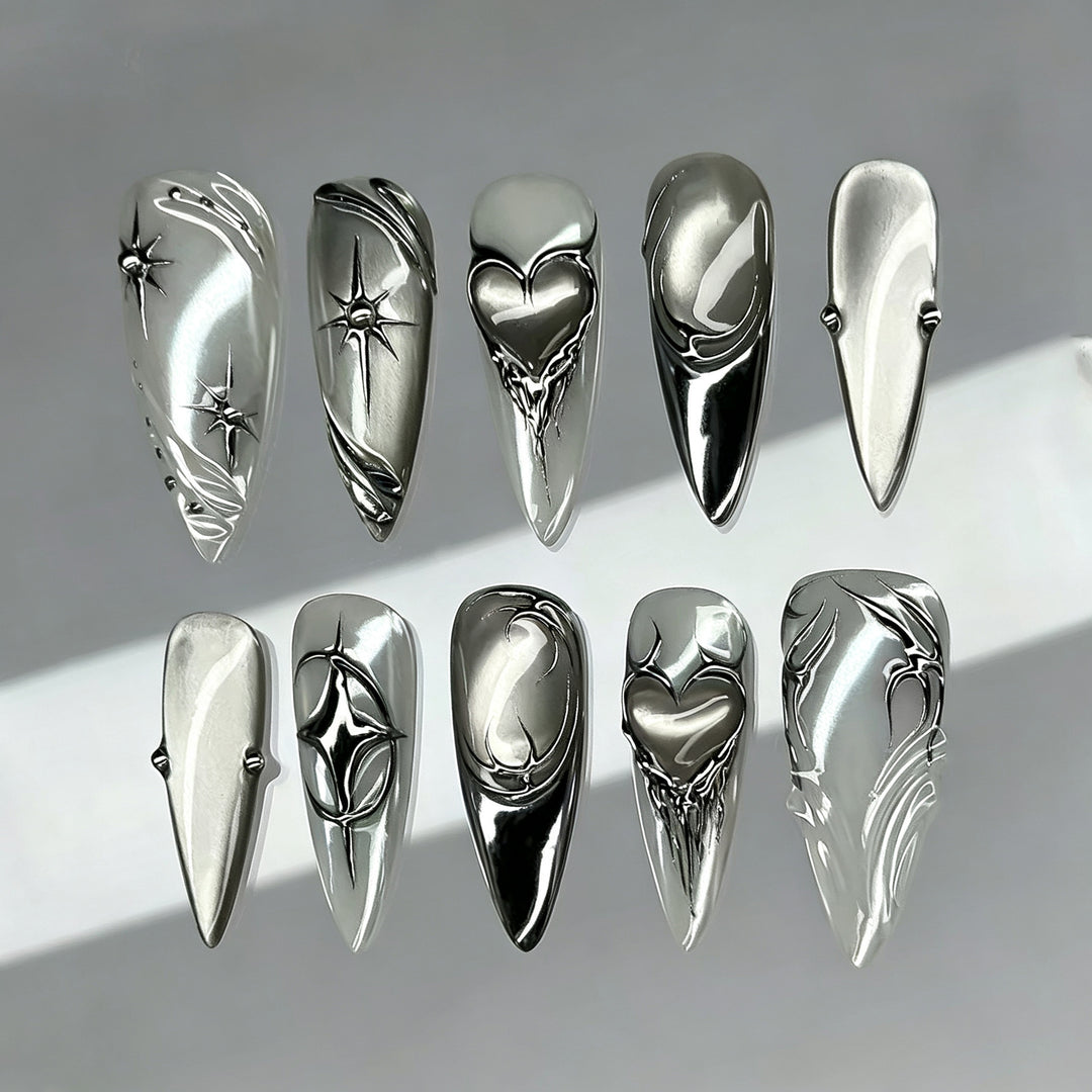 Künstlerisches Metallic Press-On Nagel Set
