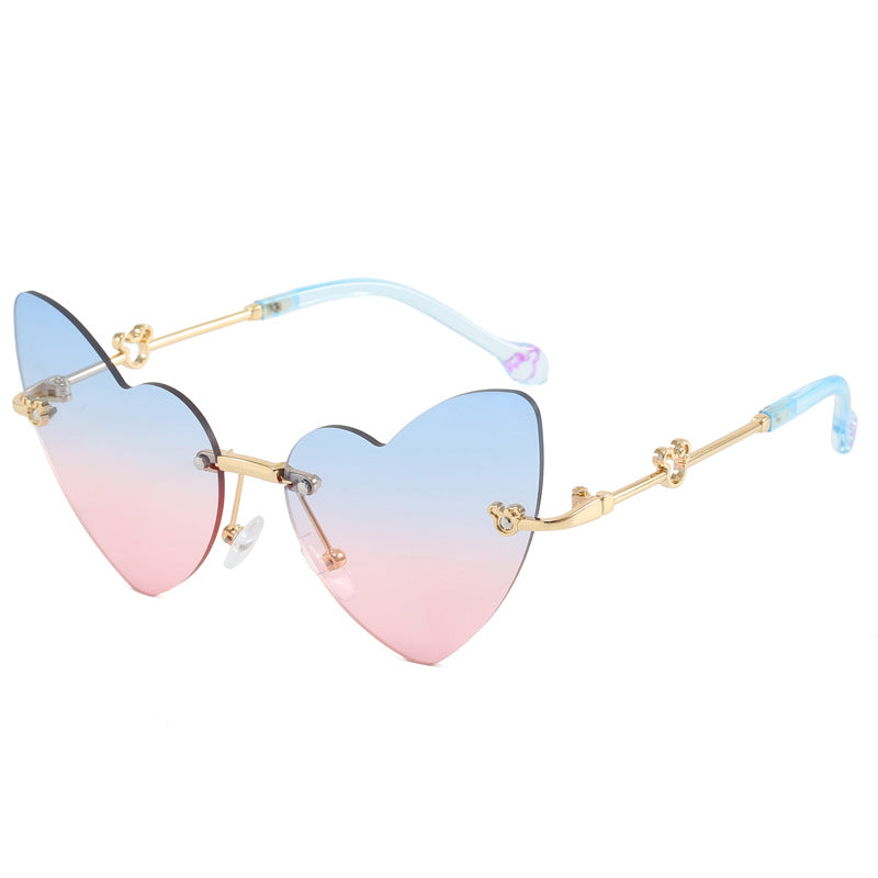Damen Herzförmige Sonnenbrille mit verziertem Rahmen Karnz