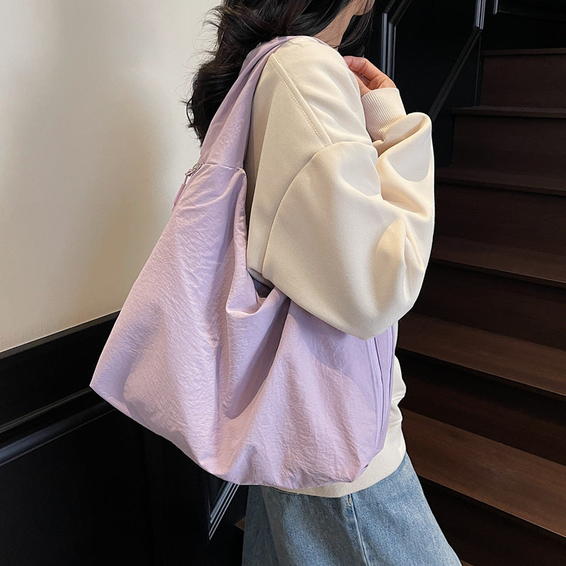 Moderne Hobo Schultertasche Karnz