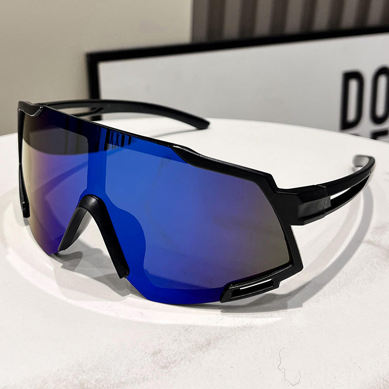 Herren Sportliche Rennbrille mit ergonomischem Design Karnz