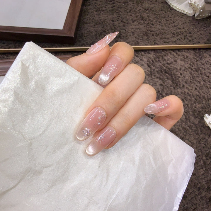Elegante French Tip Press-On Nägel Karnz