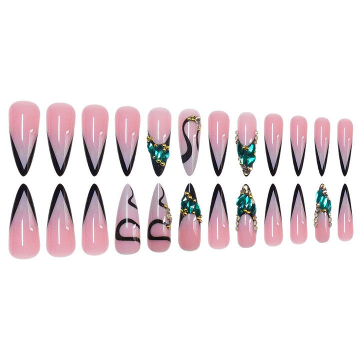Glamouröse Stiletto-Nagelerweiterungen Karnz