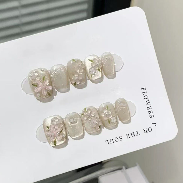 Floral Verziertes Press-On Nagelkunst Karnz