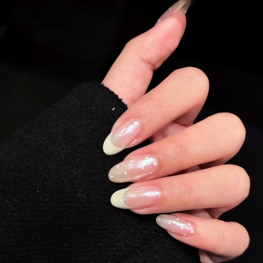 Elegante französische Spitze Press-On Nagelverlängerungen