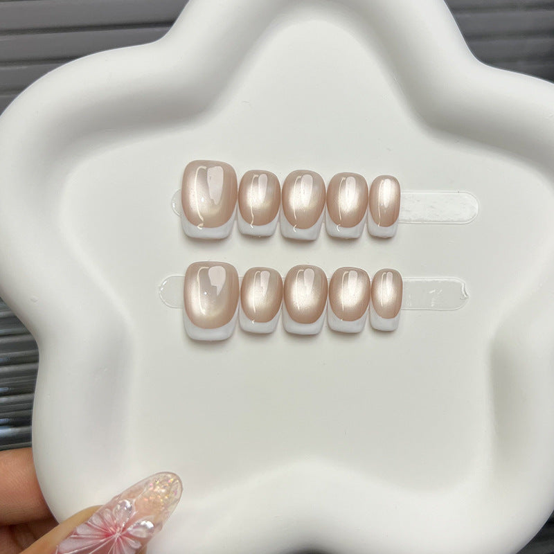 Premium Glänzende Nagelspitzen