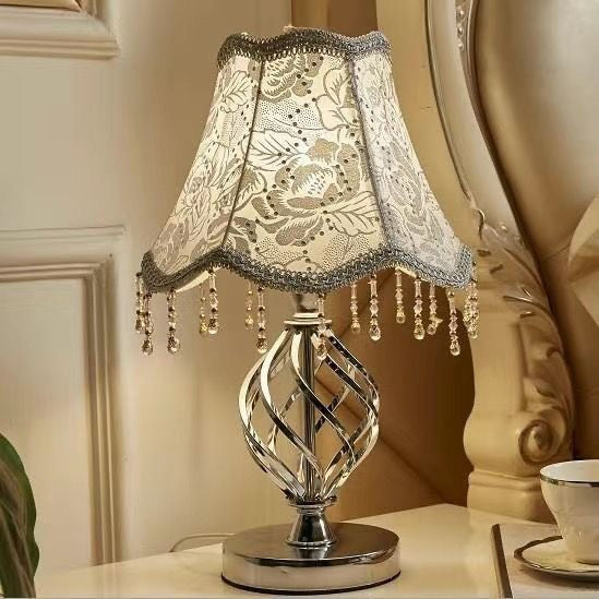 Vintage Blumen Tischlampe