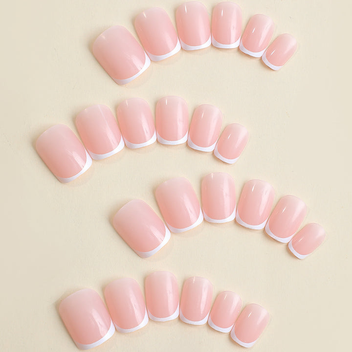 Luxus Glänzendes Press-On Nagelset Karnz