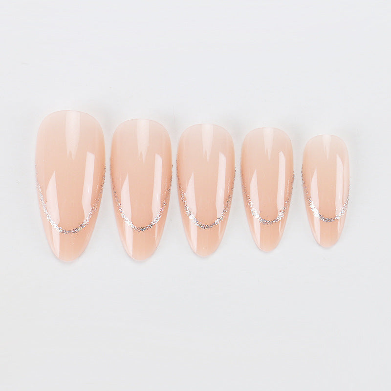 Glamouröse Stiletto-Nagelverlängerungen Karnz