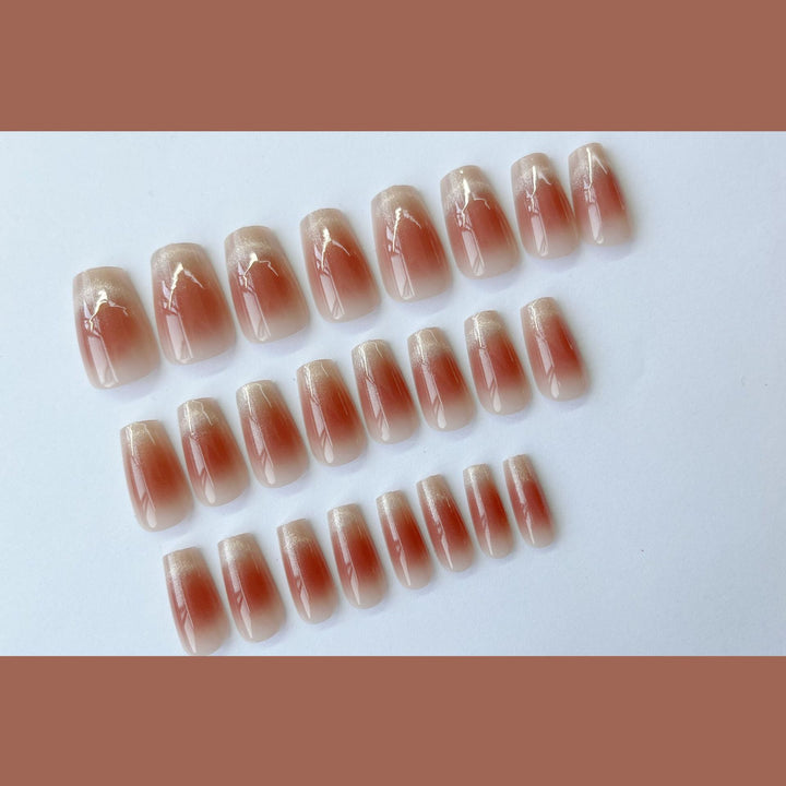 Eleganter French Tip Press-On Nagelset