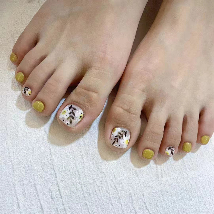Künstlerische florale Pediküre Nagelkunst
