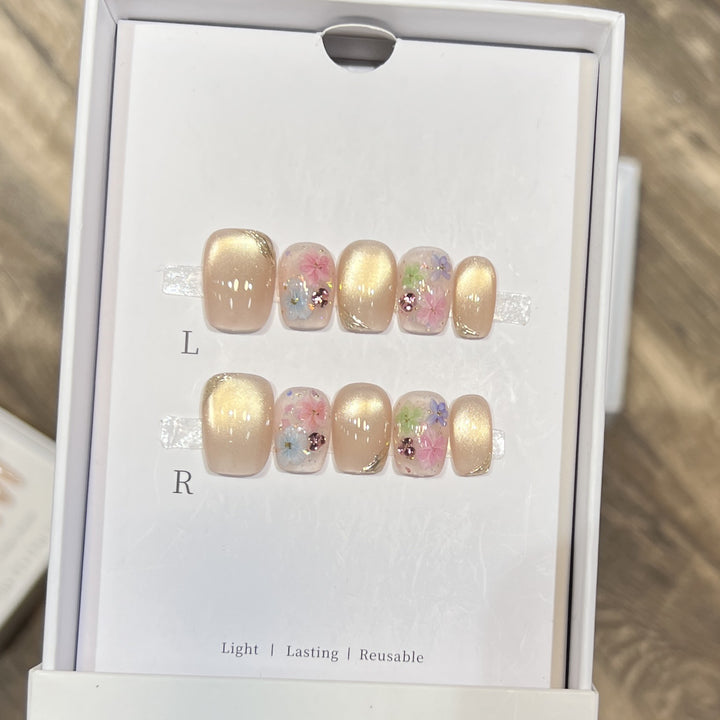 Künstlerisches Blumen-Design Press-On Nail Set Karnz