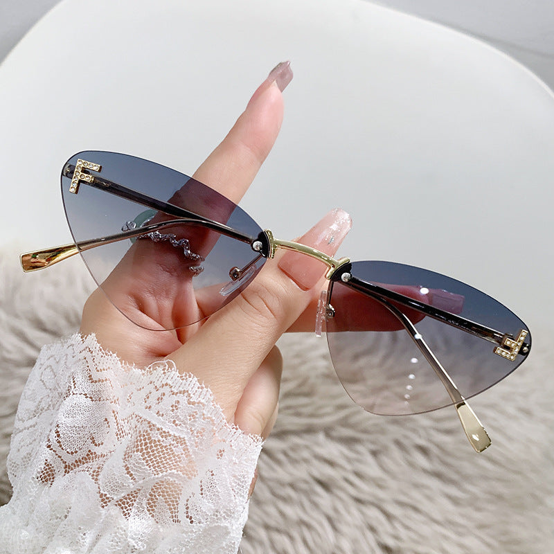 Damen Cat-Eye Sonnenbrille mit luxuriösem Dekor und UV-Schutz Karnz
