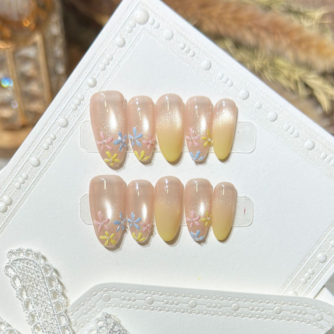 Themen Press-On Nagelkunstset mit Hello Kitty Designs Karnz