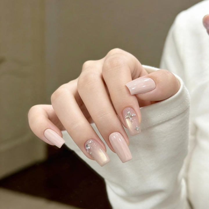 Dekorative Nagelkunst Verlängerungen