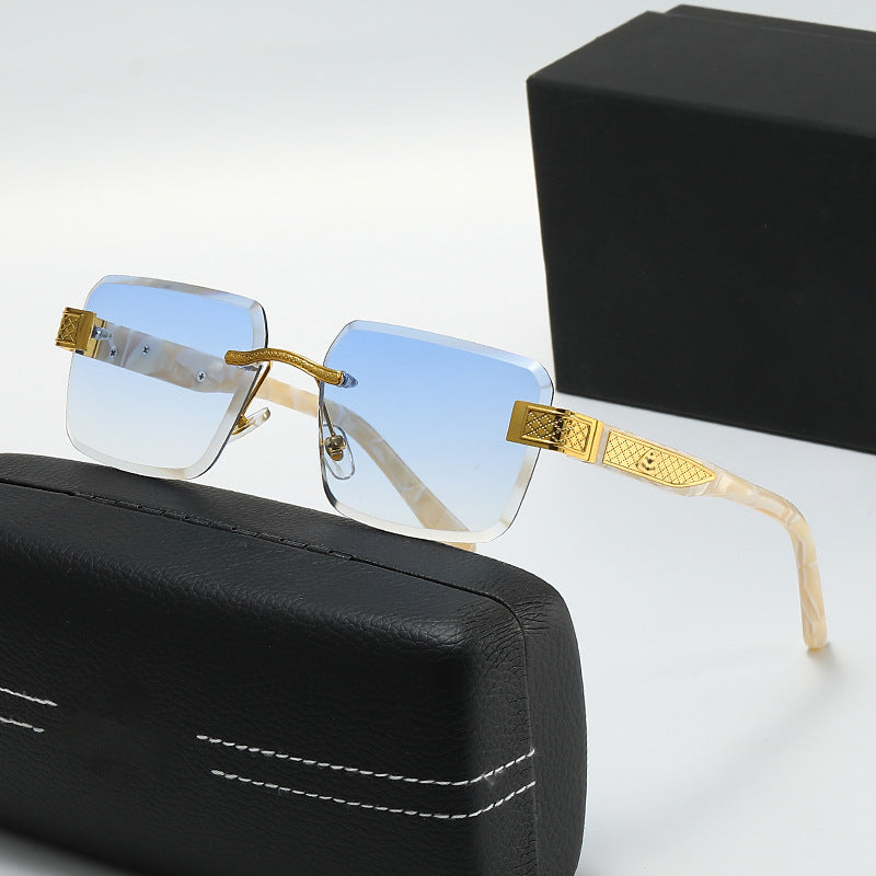 Damen elegante Sonnenbrille mit luxuriösem, glitzerndem Rahmen Karnz