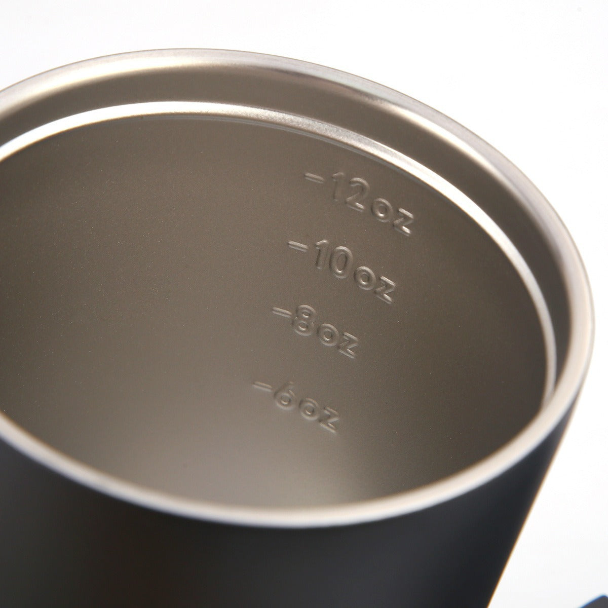 Damen moderner Thermobecher mit auslaufsicherem Deckel Karnz