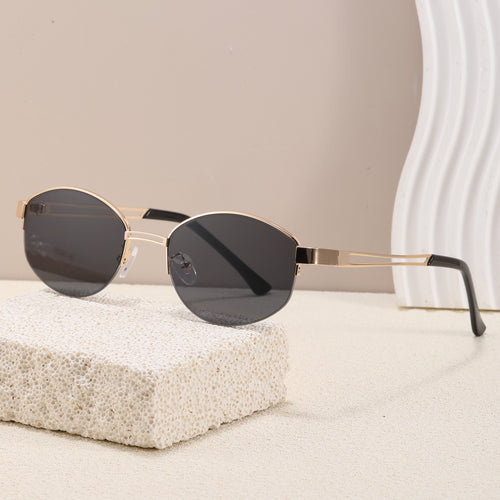 Modische Brille mit Eleganter, Ovale Form Karnz