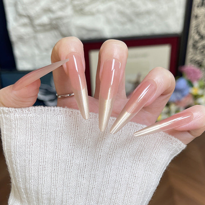 Elegante glitzernde Acrylnagelerweiterungen Karnz